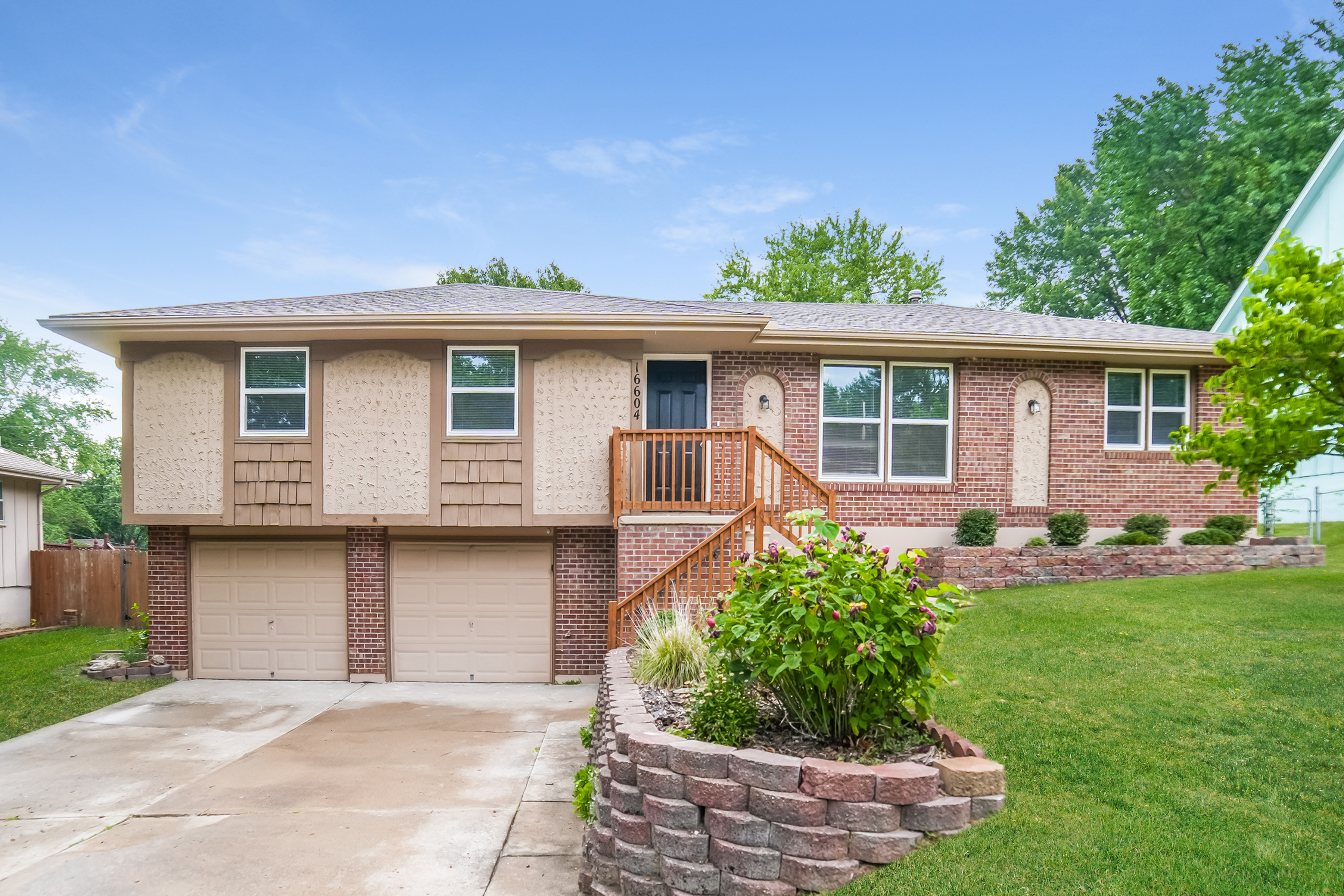 16604 E 29TH TER S INDEPENDENCE, MO 64055